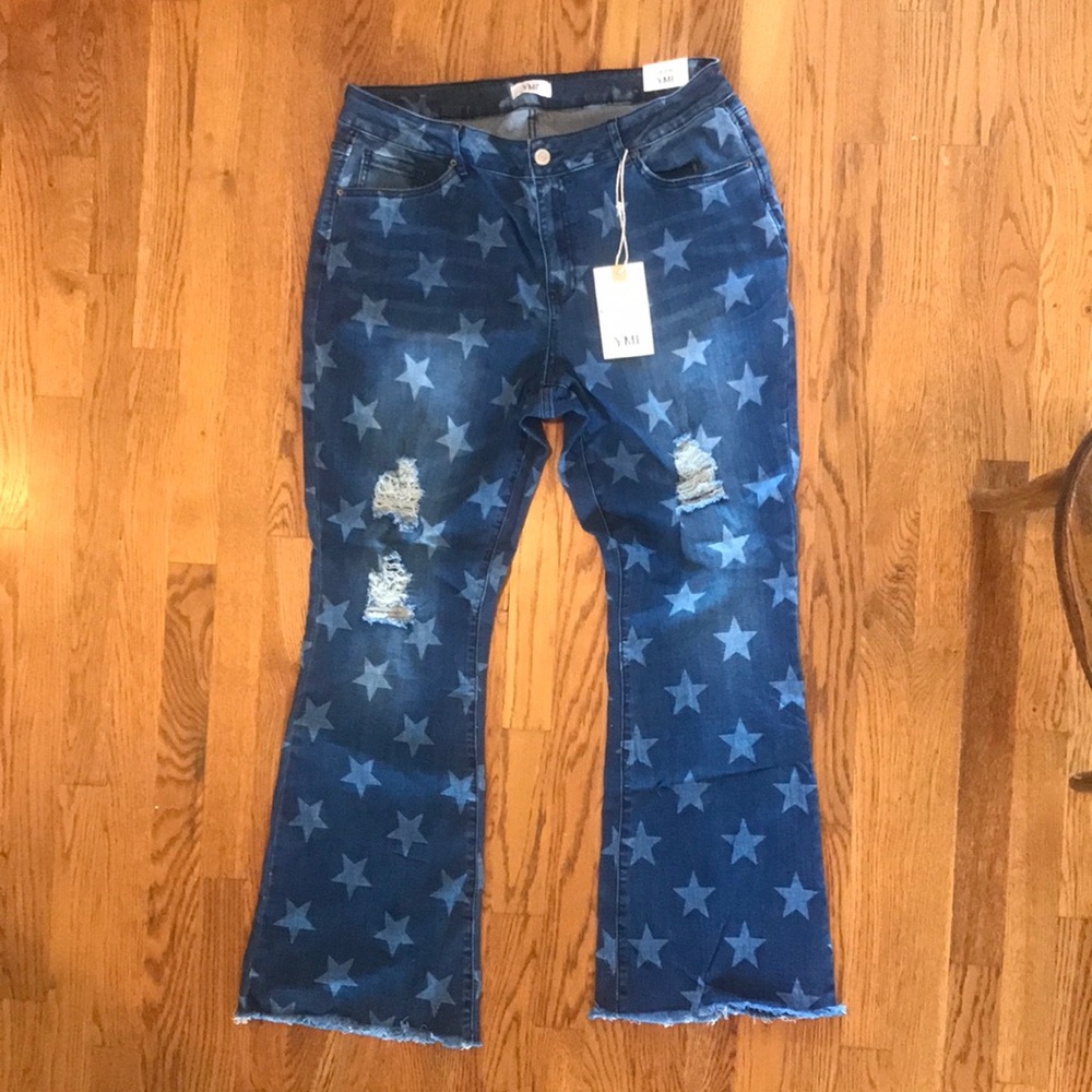 NWT Star High Rise Flare Jeans